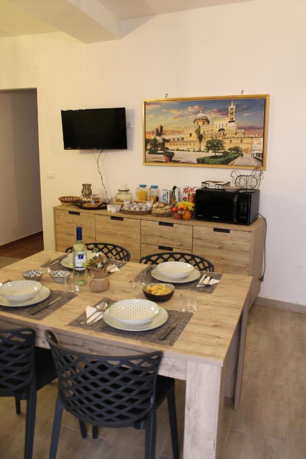 Zisa Home Ai Cantieri Culturali-Facile Posteggio In Strada No Ticket Palerme Extérieur photo