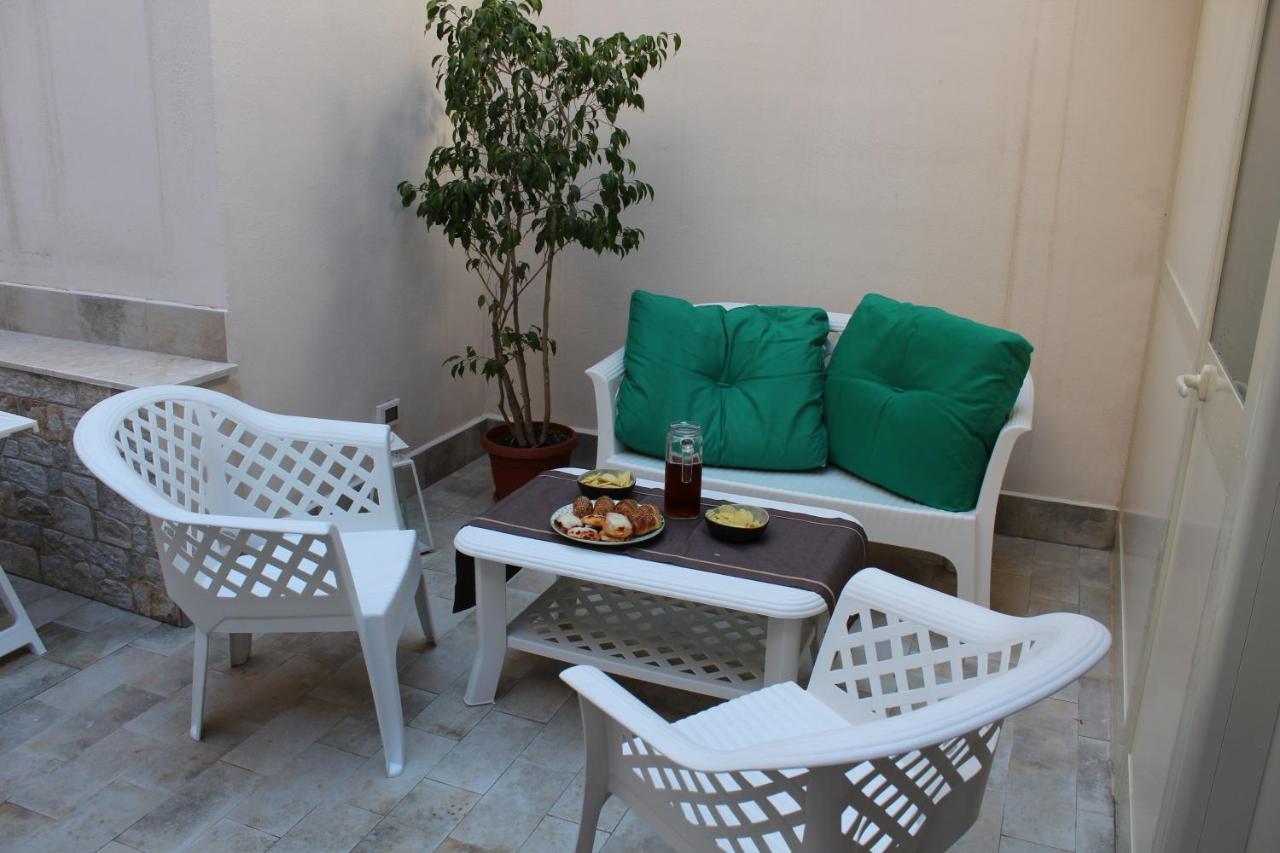 Zisa Home Ai Cantieri Culturali-Facile Posteggio In Strada No Ticket Palerme Extérieur photo