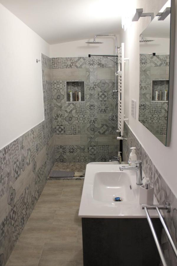 Zisa Home Ai Cantieri Culturali-Facile Posteggio In Strada No Ticket Palerme Extérieur photo
