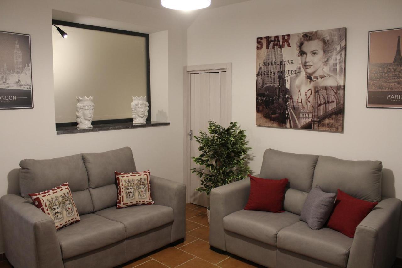 Zisa Home Ai Cantieri Culturali-Facile Posteggio In Strada No Ticket Palerme Extérieur photo