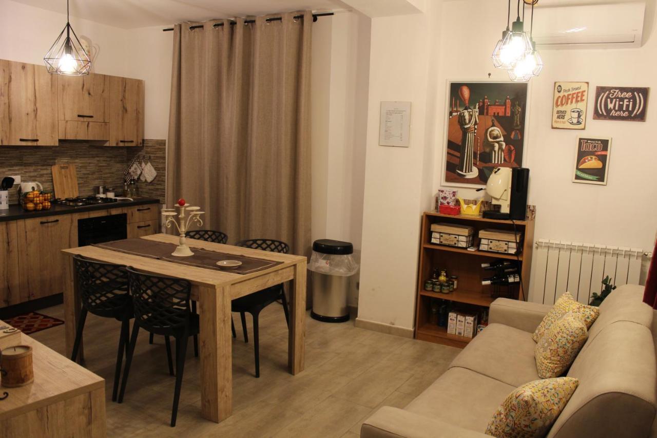 Zisa Home Ai Cantieri Culturali-Facile Posteggio In Strada No Ticket Palerme Extérieur photo