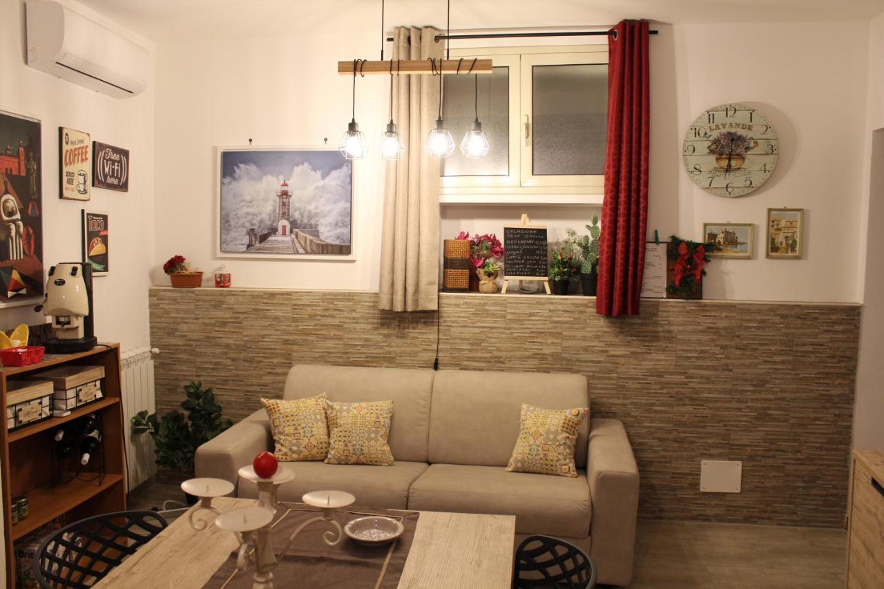 Zisa Home Ai Cantieri Culturali-Facile Posteggio In Strada No Ticket Palerme Extérieur photo